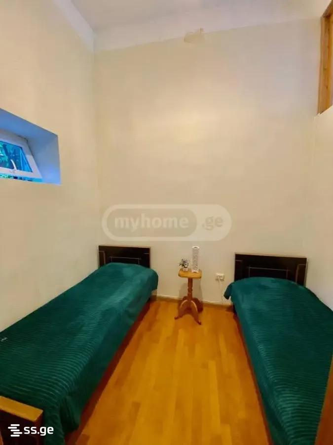 Vazha-Pshavela st. 9 - 3 rooms