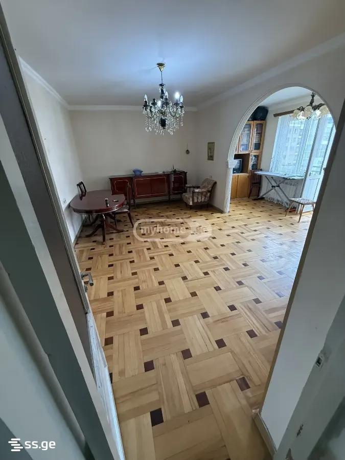 Archil Mephe st. - 3 rooms