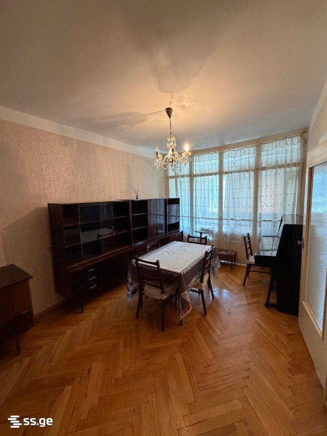 Micro. III, bl. V - Temka 0 - 3 rooms