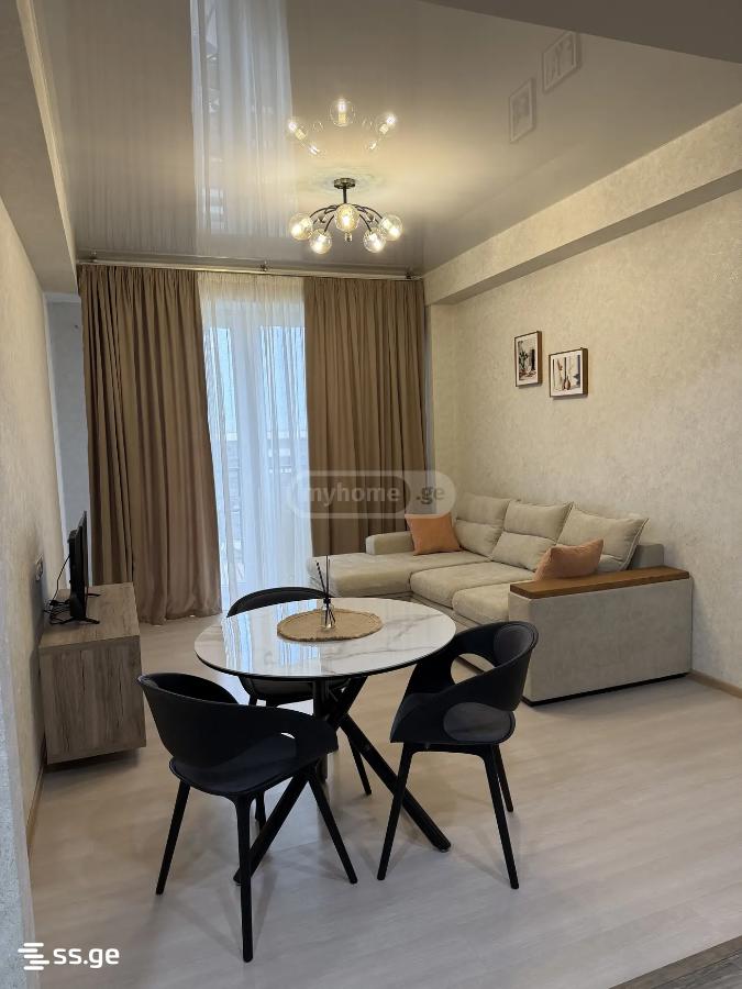 navtlugi st. 10 - 2 rooms