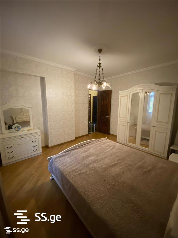 pekini st. 4 - 4 rooms