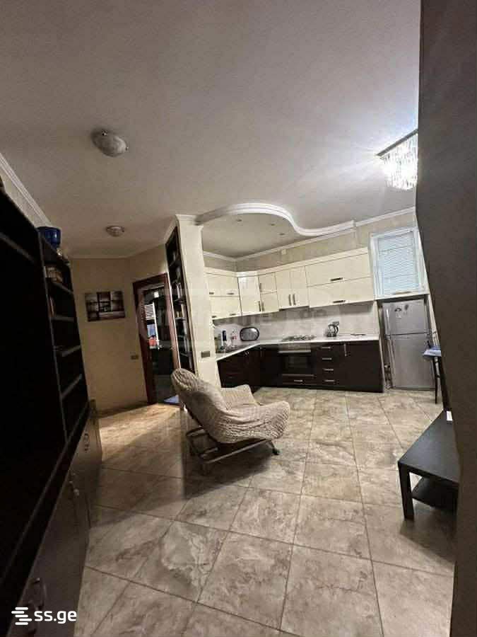 gagarin st. 2 - 3 rooms