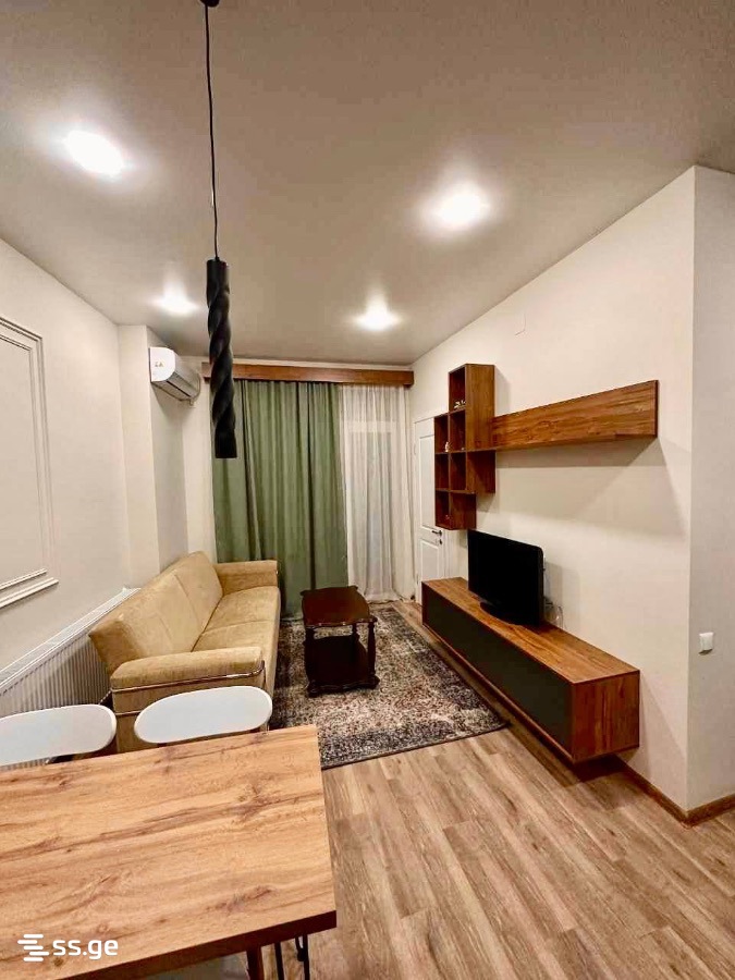 52 - 2 rooms