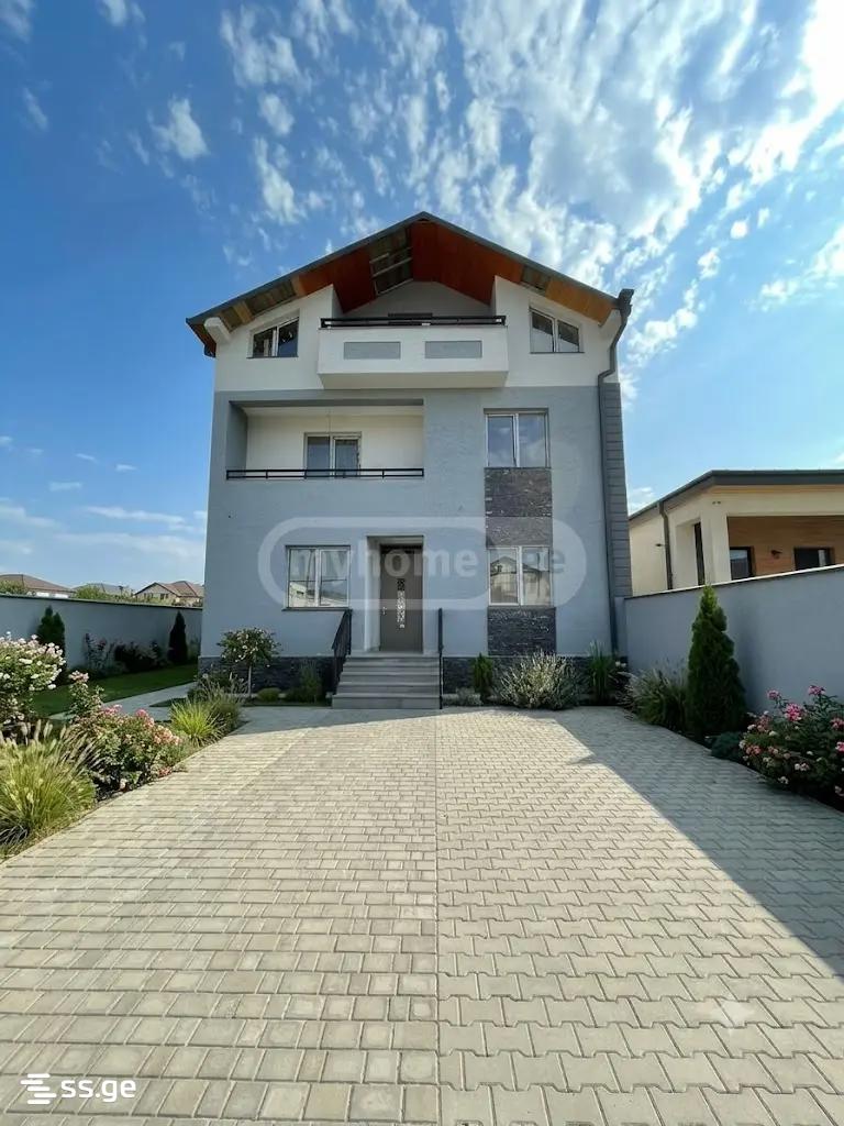 Kasteli st. 1 - 10 rooms