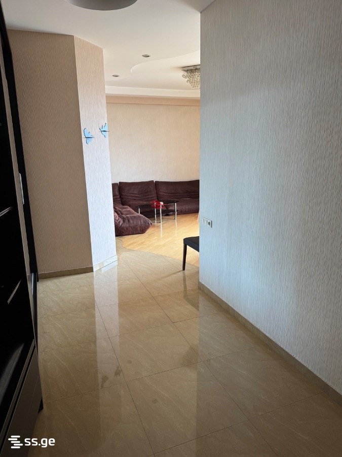 Kato Mikeladze St. 1 - 4 rooms