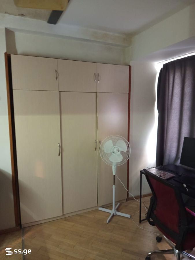 pekini st. 41გ - 1 rooms