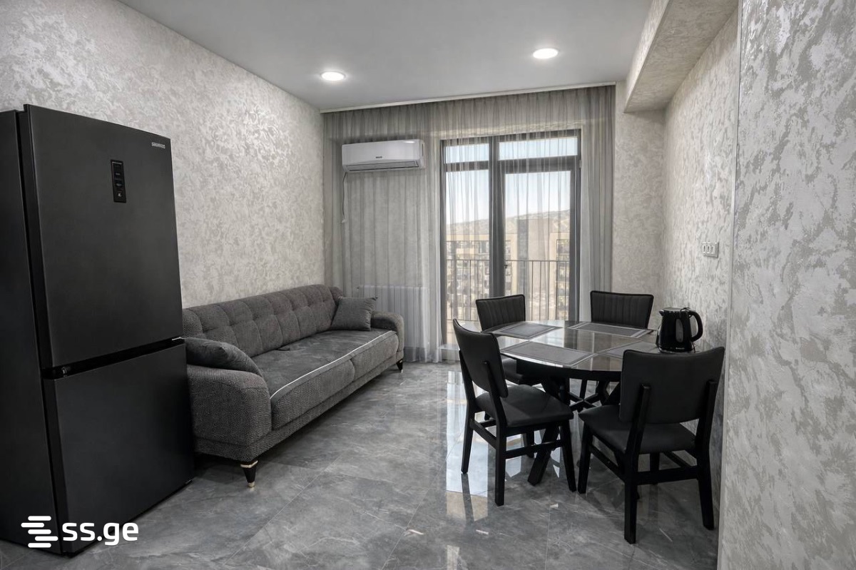 navtlugi st. 10 - 3 rooms