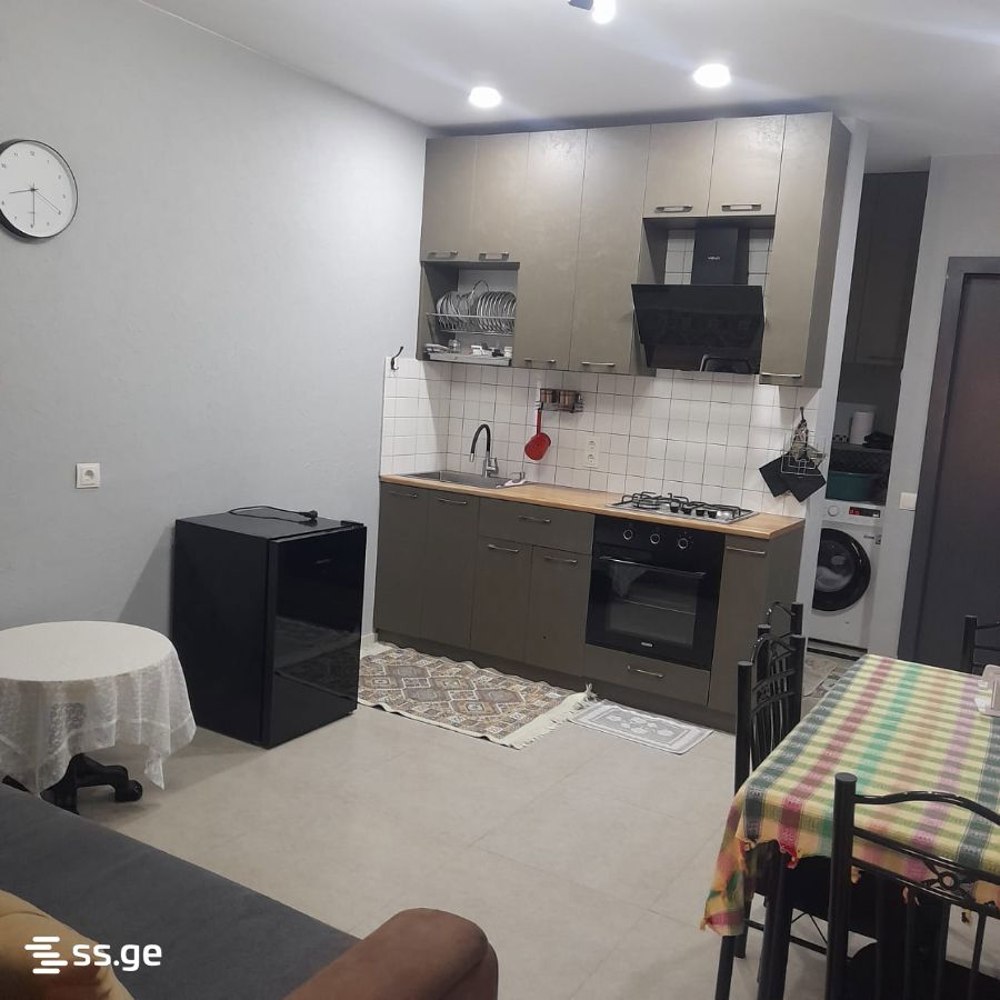 Abkhazia st. 37 - 1 rooms