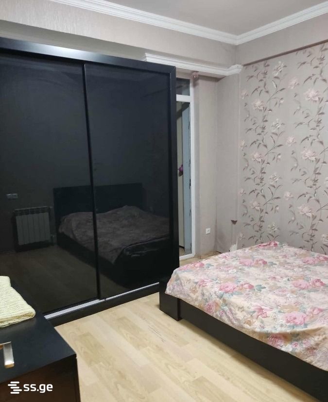 nucubidze st. 183 - 3 rooms