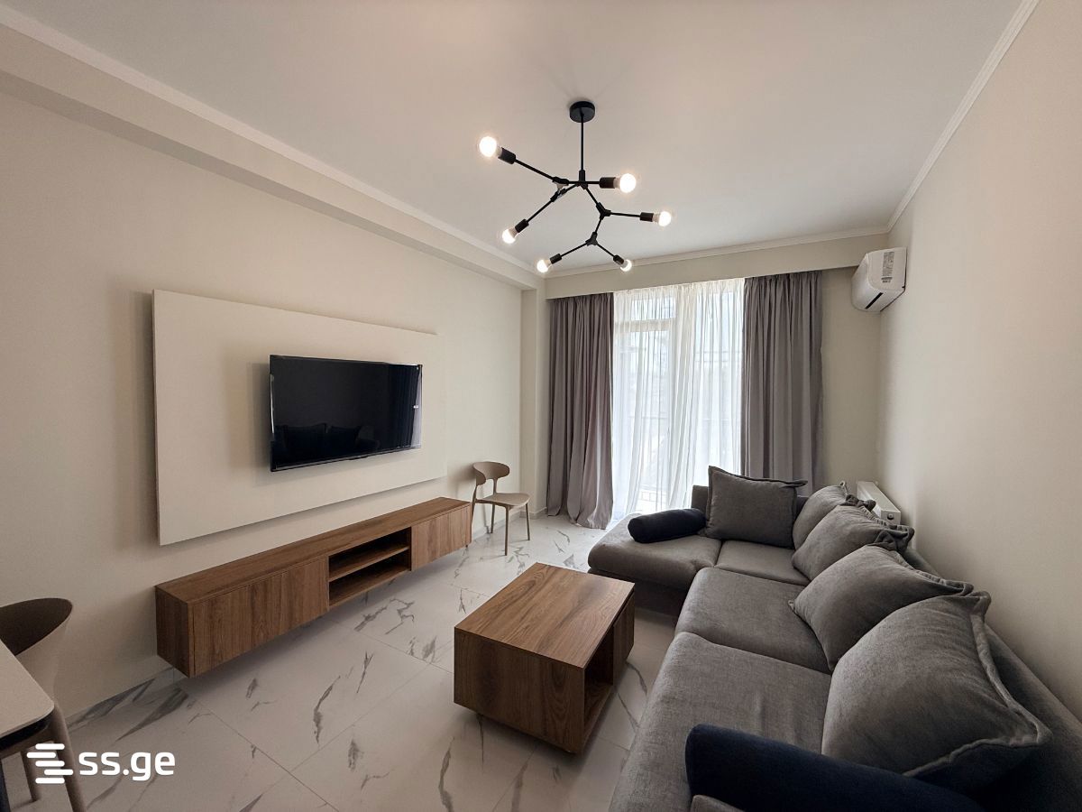 Bob walsh st. - 2 rooms