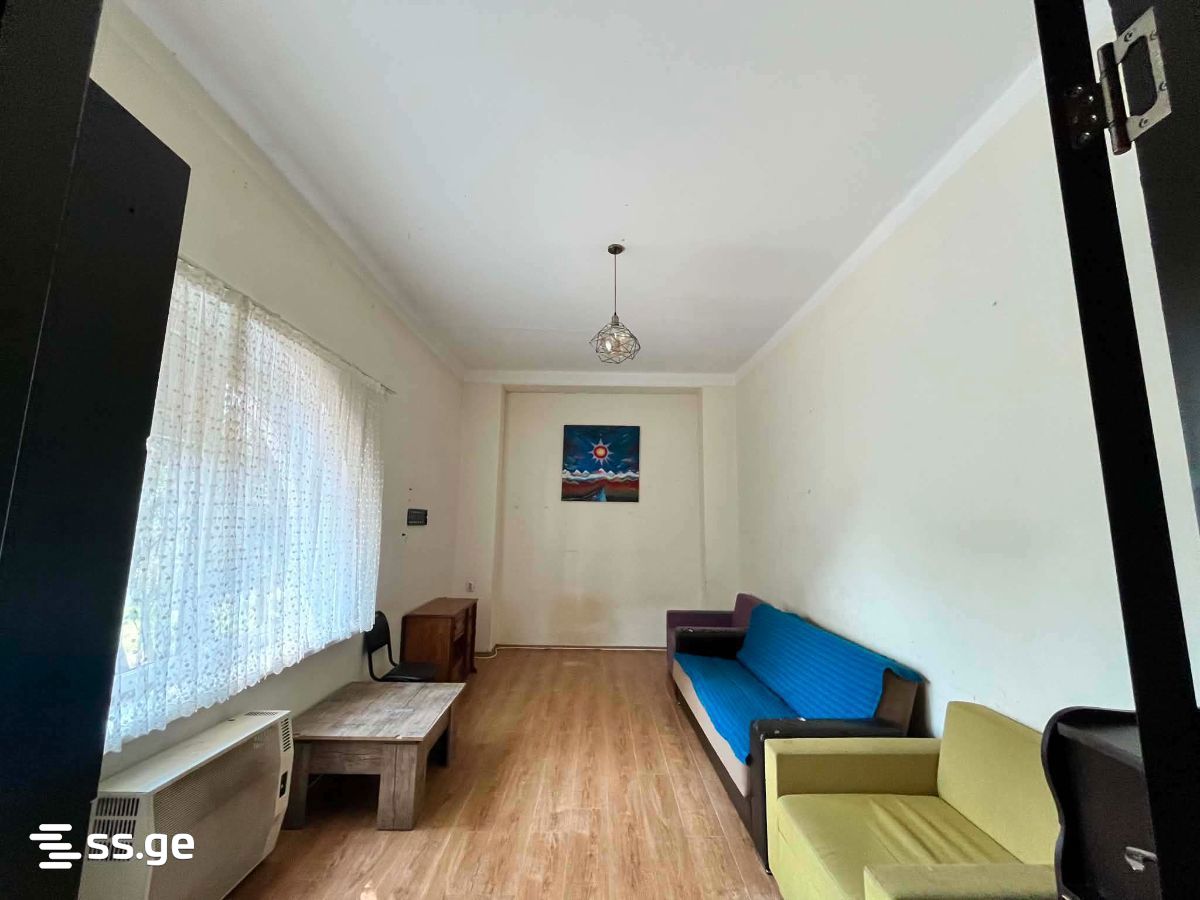 Emir Burjanadze st. - 3 rooms