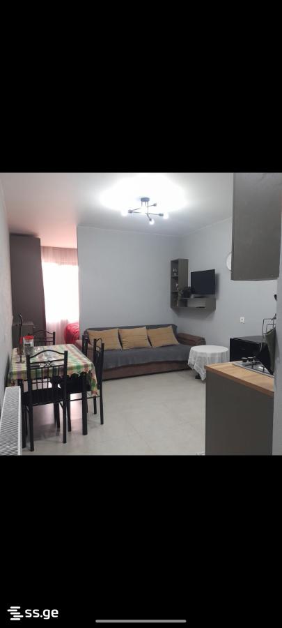 Abkhazia st. 37 - 1 rooms