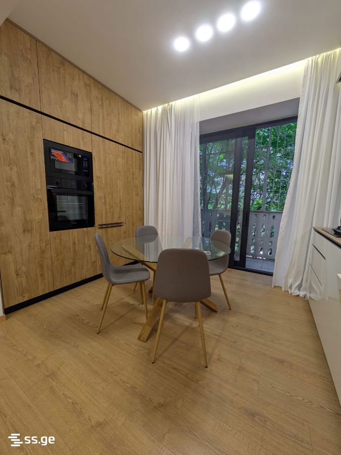 paliashvili st. 6 - 2 rooms