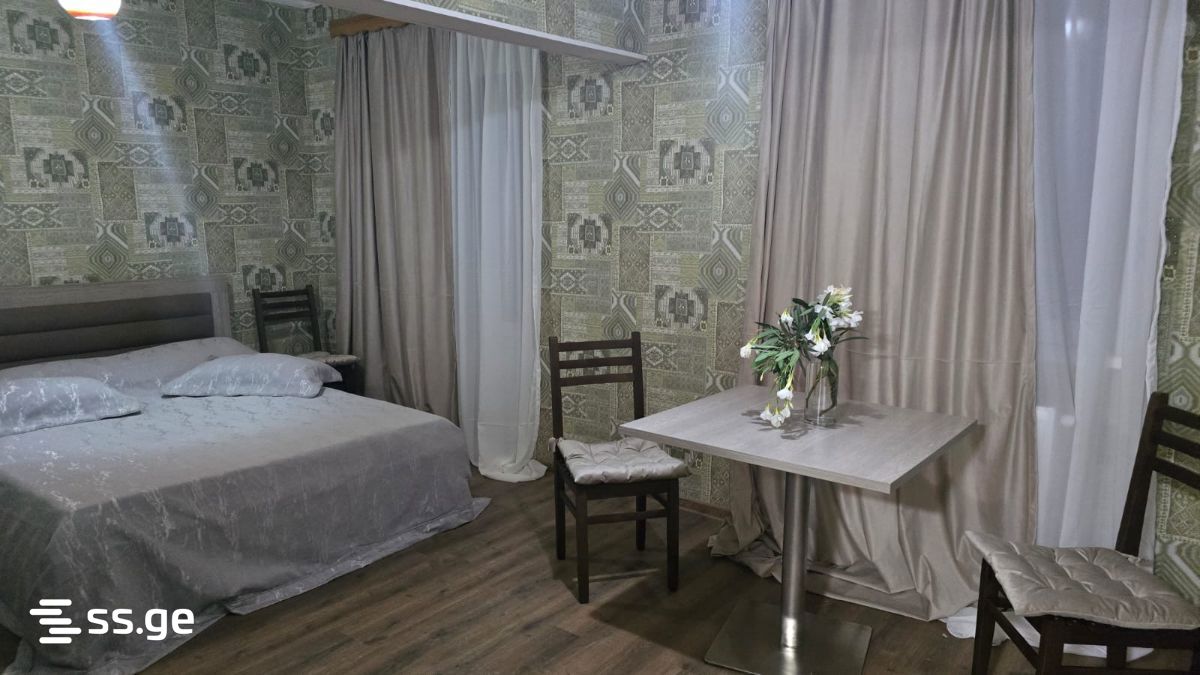 khomleli st. 3 - 5 rooms
