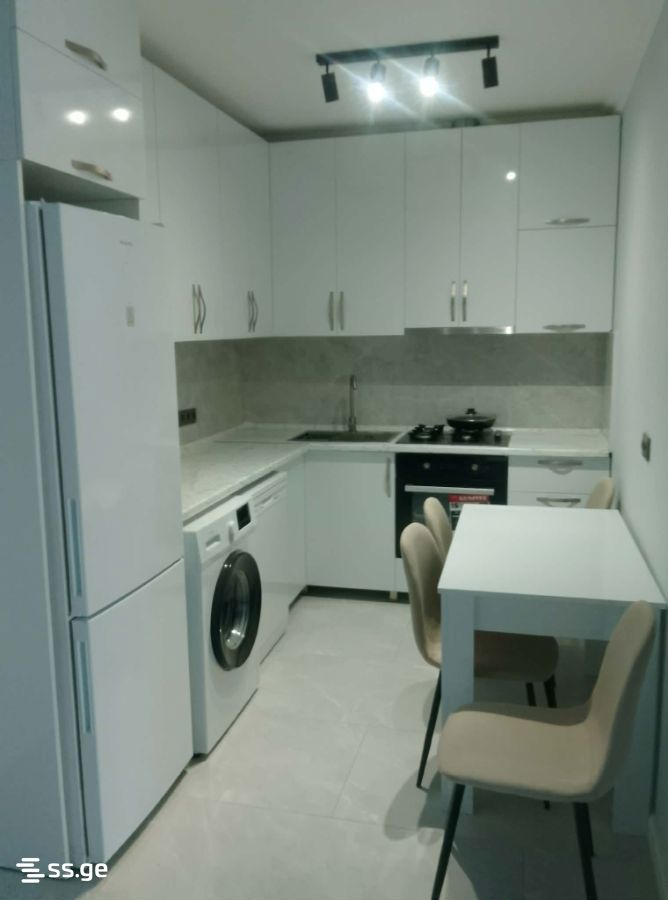 Sh. Inasaridze St. 5 - 3 rooms