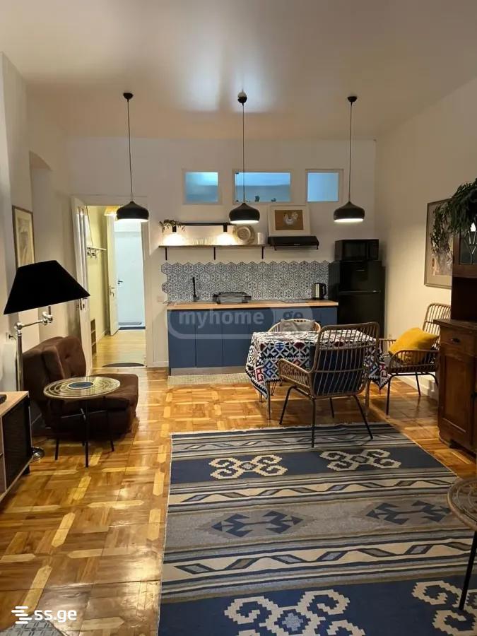 a.wereTlis avenue 1 - 3 rooms