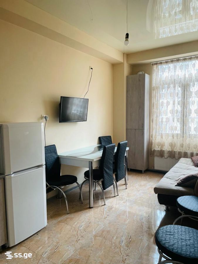 Vepkhistkaosnis st. - 2 rooms