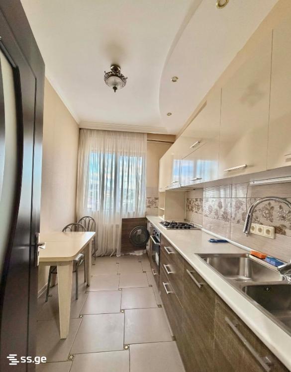 a.wereTlis avenue 2 - 3 rooms