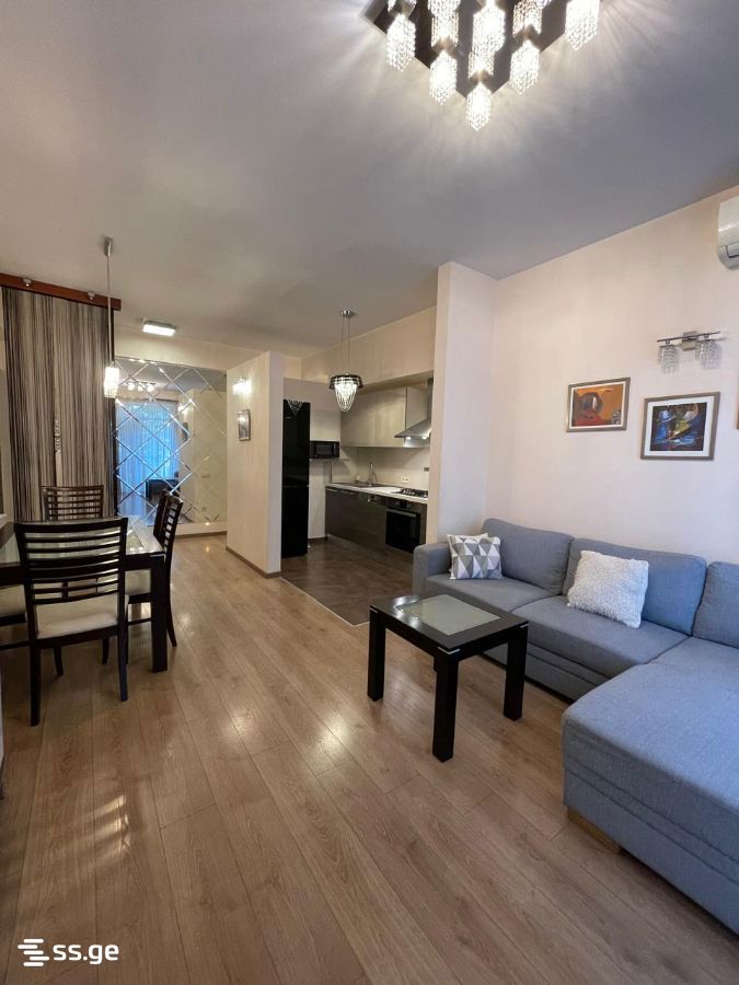 Kazbegi avenue 25 - 4 rooms