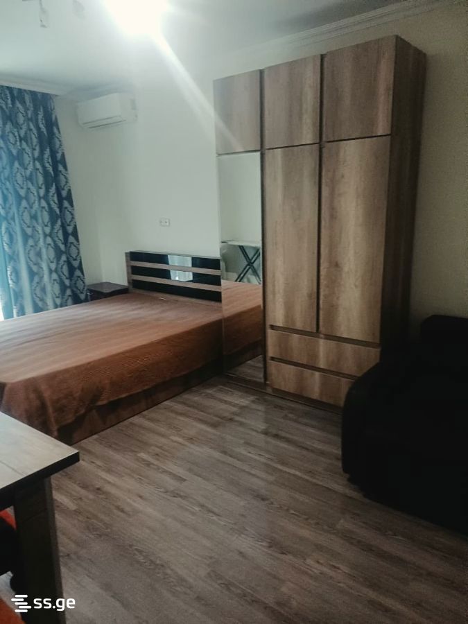 bakhtrioni st. 29 - 1 rooms