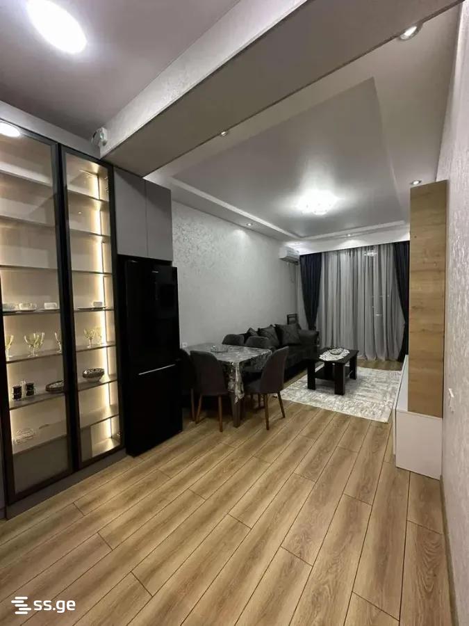 6 - 2 rooms