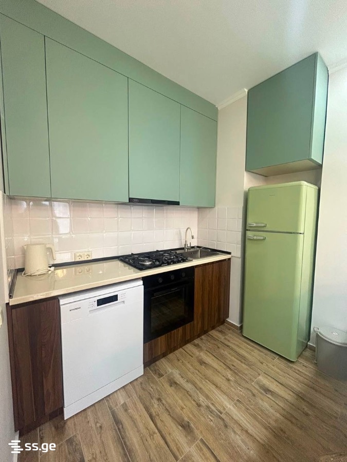 32 - 2 rooms