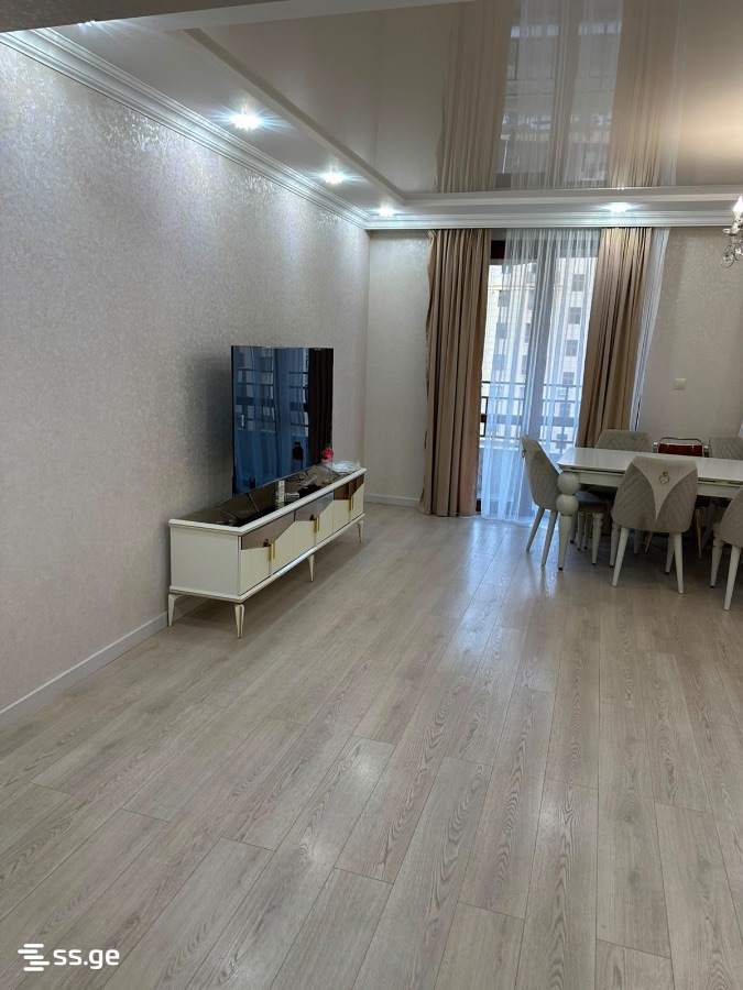 kupradze st. 72 - 3 rooms