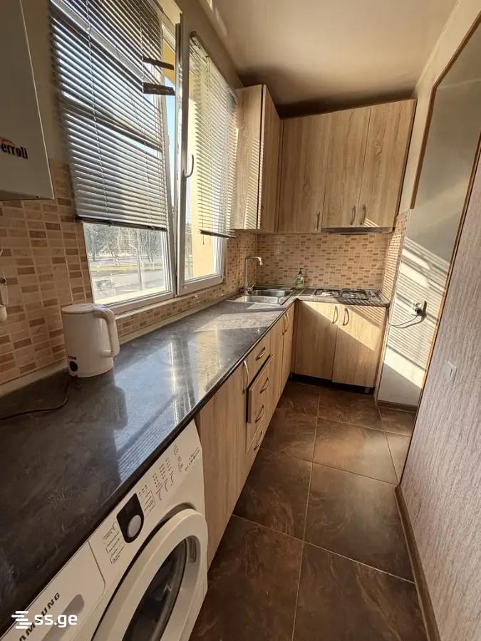 Friendship St. - 2 rooms