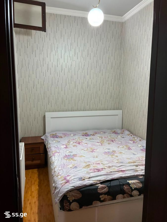 Sh. Inasaridze St. 15 - 4 rooms