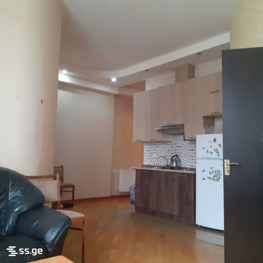s. cincadze st 38 - 3 rooms