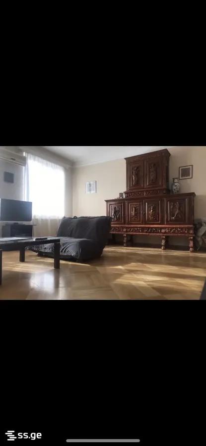 janashia st. 16 - 3 rooms