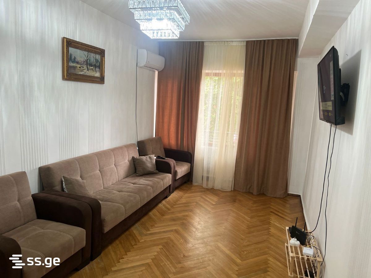 Chavchavadze st. 76 - 3 rooms