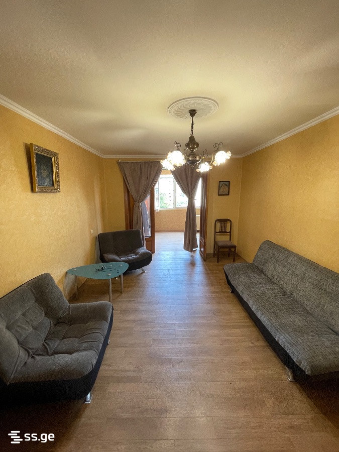 pekini st. 17 - 2 rooms