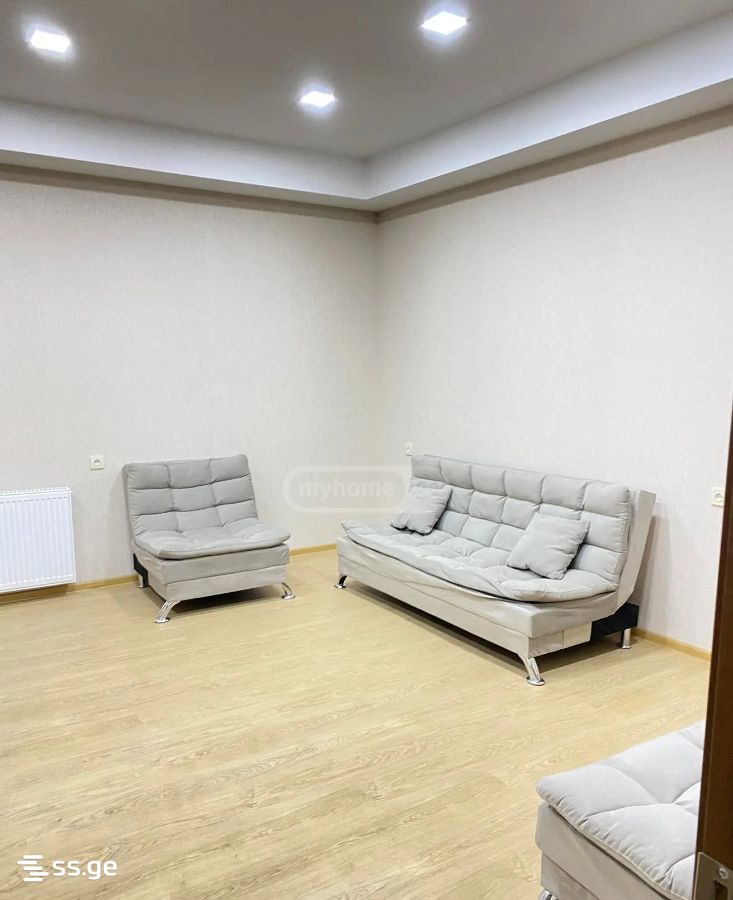Holy Martyr Vasilisko st. - 3 rooms