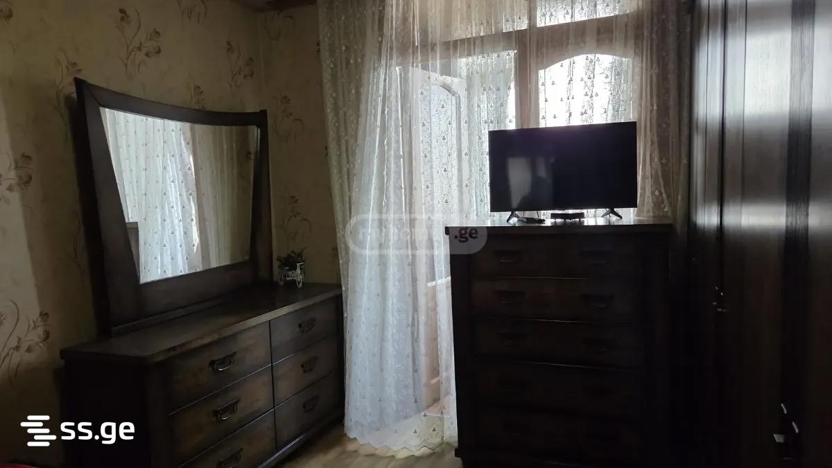 196 - 4 rooms