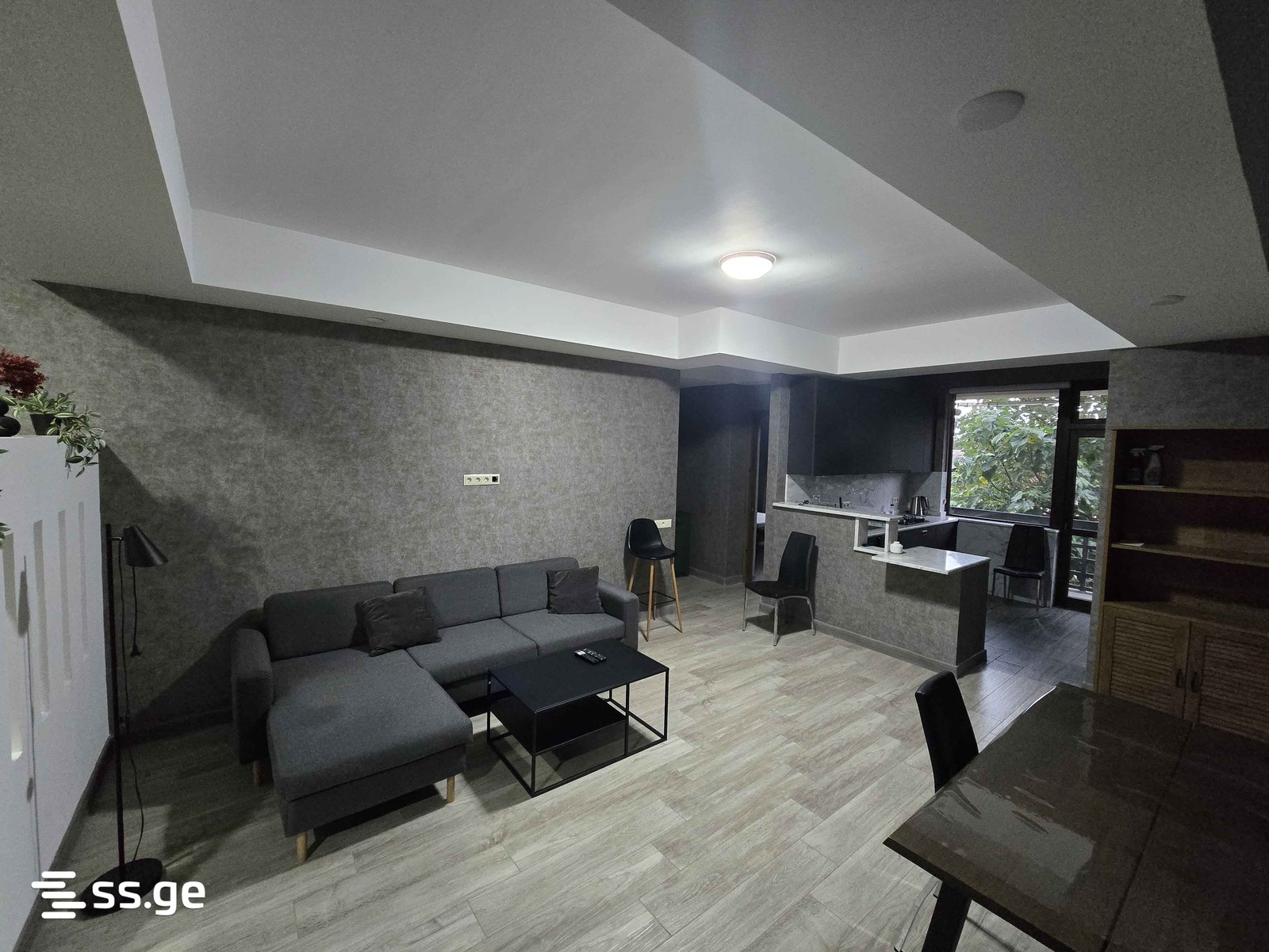 27 - 3 rooms