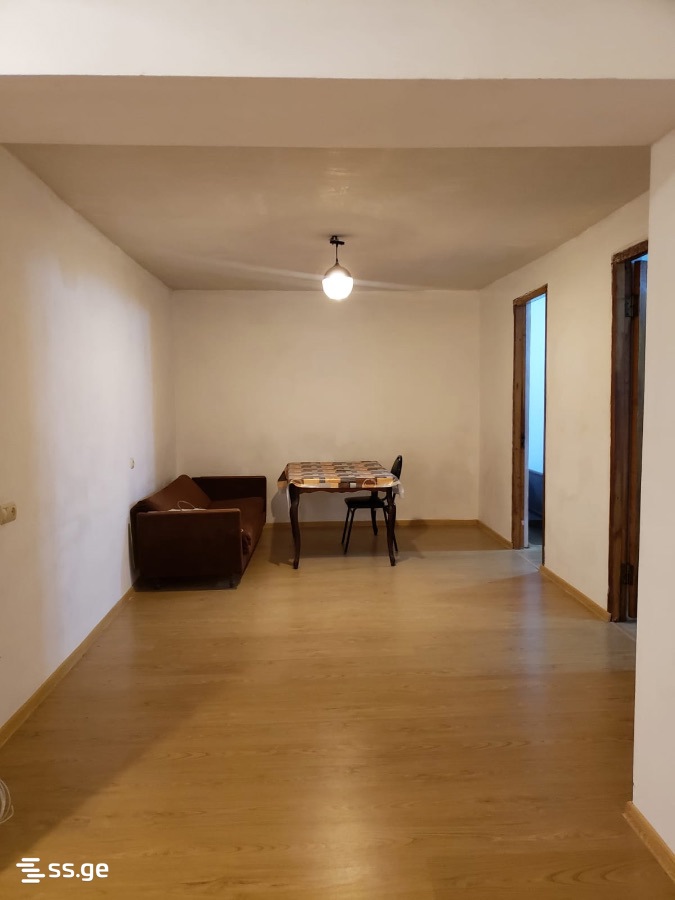 4 - 5 rooms