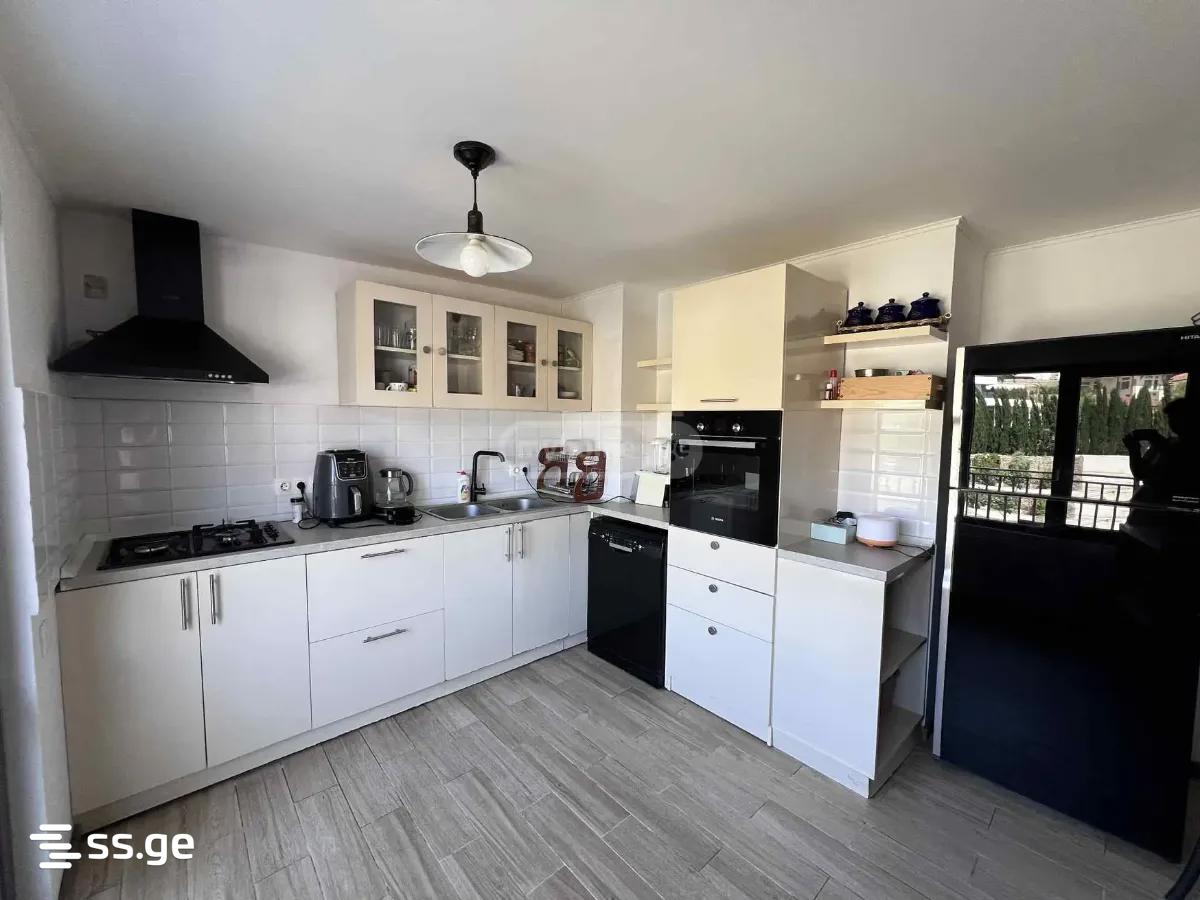 Dzotsi st. 3 - 4 rooms
