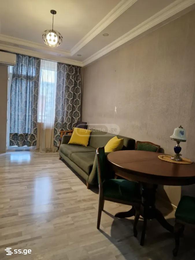 Mirian Mephe st. - 3 rooms