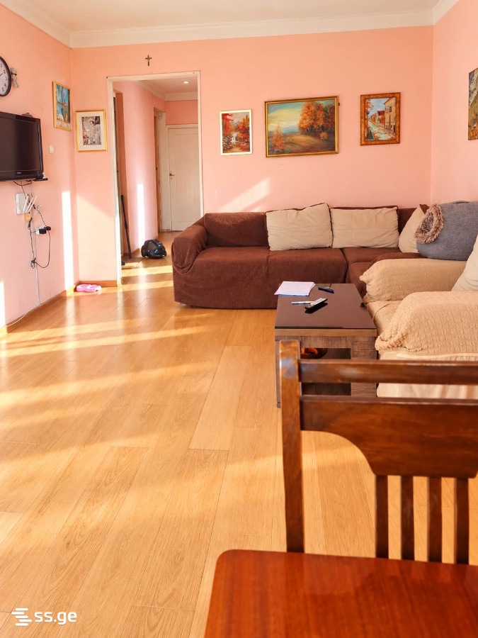 sairme st. 0 - 4 rooms