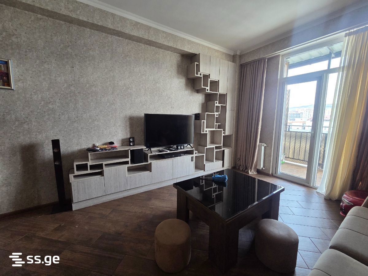 Abashidze-Orbeliani st. 74 - 3 rooms