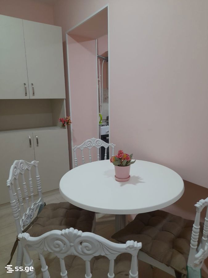 a.wereTlis avenue - 2 rooms