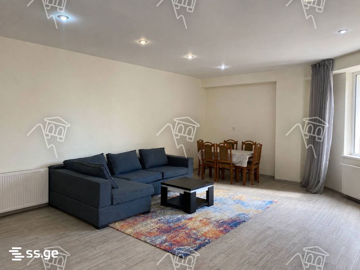 Panaskerteli-Tsitsishvili st. 20 - 4 rooms