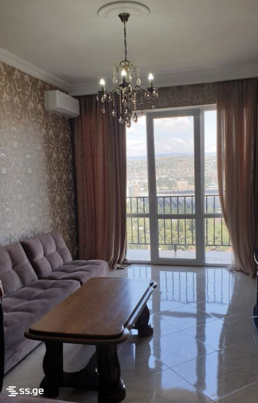B.Kvernadze st. 35 - 2 rooms
