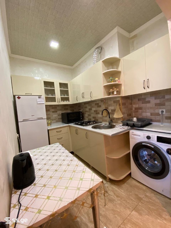 Bagrationi str. 113a - 3 rooms
