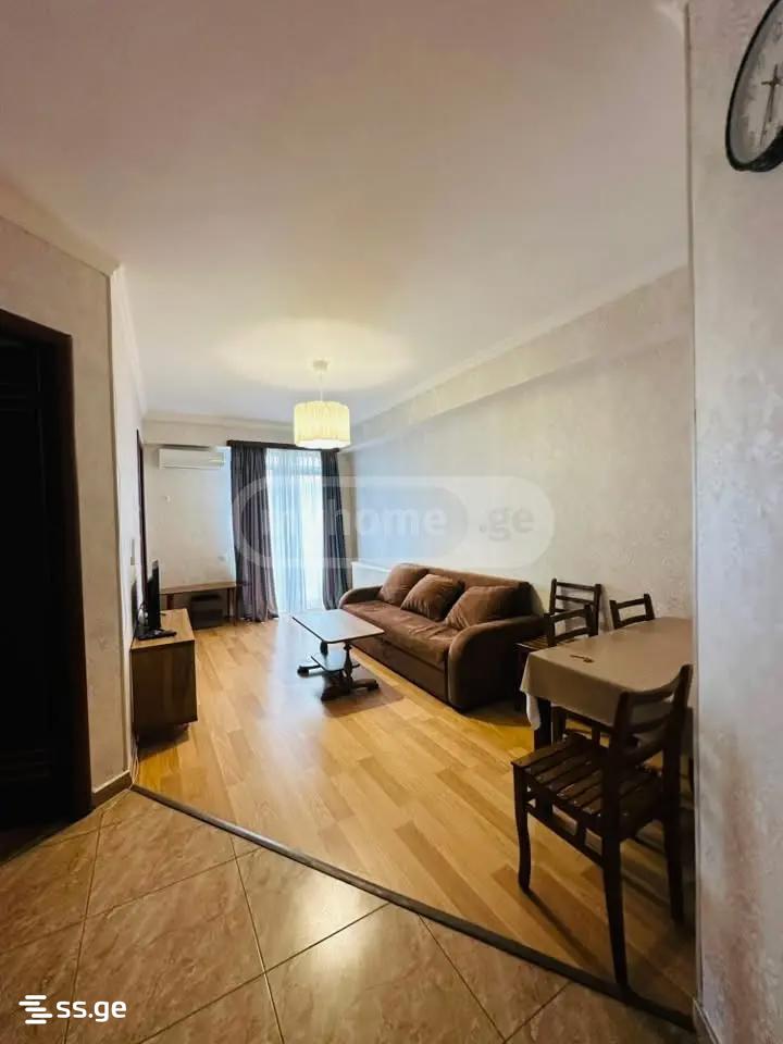 Mirian Mephe st. - 3 rooms