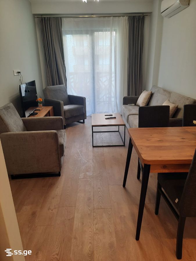 Marshal Archil Gelovani Ave. 25 - 2 rooms