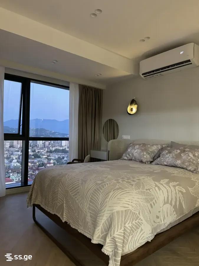 Sh. Rustaveli Ave. 0 - 2 rooms