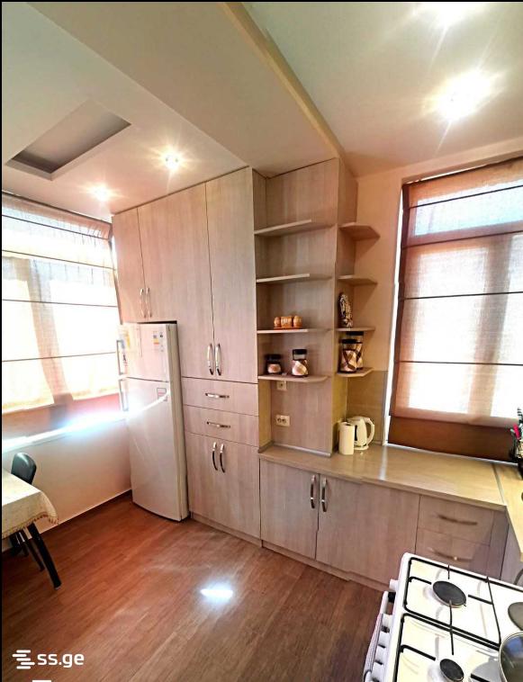 Ts. Dadiani st. (nadzaladevi) - 4 rooms