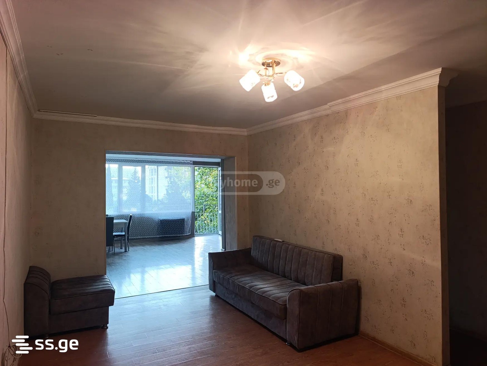 a.wereTlis avenue - 4 rooms